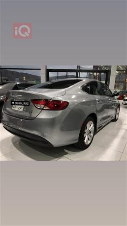 كرايسلر 200